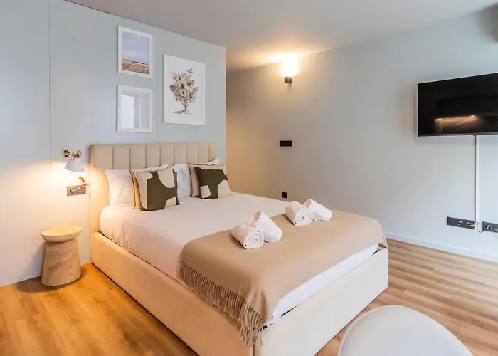 Ruah By Lovelystay Apartman *