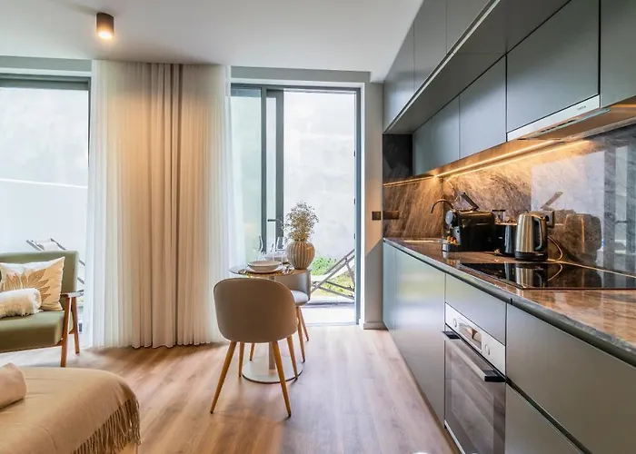 Ruah By Lovelystay Apartman *